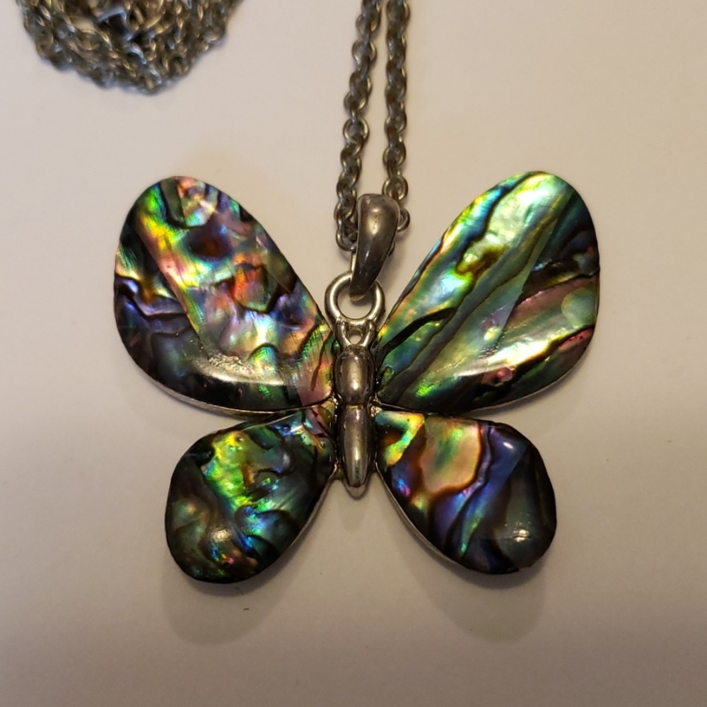 Necklace - Picture 2 of 2